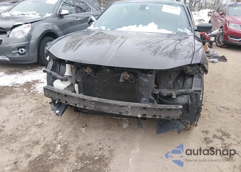 2015 Dodge Charger Sxt z USA, uszkodzony, nr VIN 2C3CDXJG6FH929463